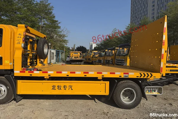 Sinotruk HOWO Tongshuai 170hp 4X2(6 wheels) Fast Gear 8-Speed Wrecker Truck (Hubei Longmu) Body (2) | 86Trucks