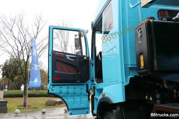 SANY 26 TAI 7 Heavy-Duty 432 8X4(12 wheels) 8.8m Pure Electric Dump Truck CATL 600kWh Cab (1) | 86Trucks