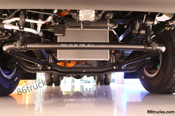 FARIZON Xingzhi TXE Premium Edition 4.15m Single Row Electric Van Light Truck Xuanwu 154kWh 4X2(6 wheels) Chassis (1) | 86Trucks