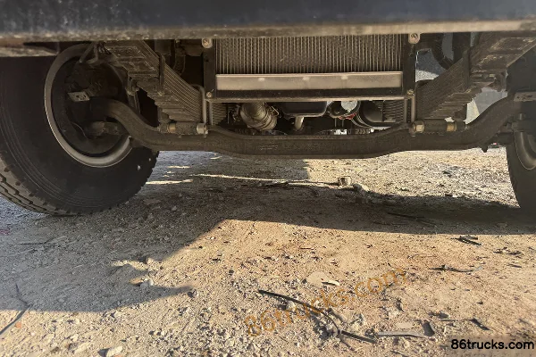 Sinotruk Pioneer M3 180hp 4X2(6 wheels) Wrecker Truck (Hubei Longmu) Chassis (3) | 86Trucks