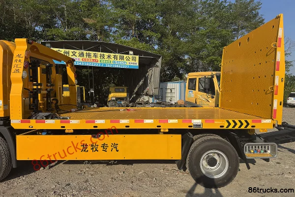 Sinotruk Pioneer M3 180hp 4X2(6 wheels) Wrecker Truck (Hubei Longmu) Body (1) | 86Trucks