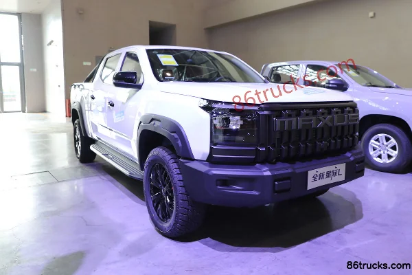 SAIC MAXUS New Star L Elite Edition 2.5T Diesel 224hp Automatic 4WD Long Box Double Row Pickup Cab