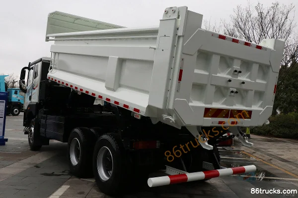 SANY380 6X4(10 wheels) 6.5m Half Row Plug-in Hybrid Dump Truck FinDreams 17.3kWh Exterior (3) | 86Trucks