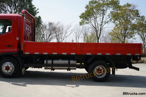 Dongfeng K6 2.5L Diesel 180hp 4X2(6 wheels) Fast Gear 6-speed Wide Body Air Brake 4.17m Single Row Flatbed Light Truck (1) | 86Trucks