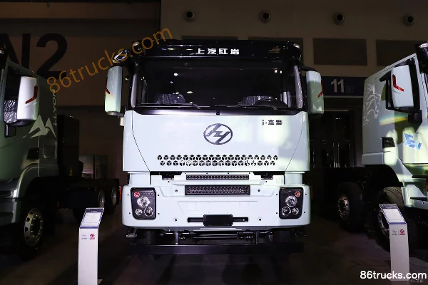 SAIC Hongyan Genlyon Composite Edition 8X4(12 wheels) 6.2m Pure Electric Dump Truck CATL 400kWh Exterior (2) | 86Trucks