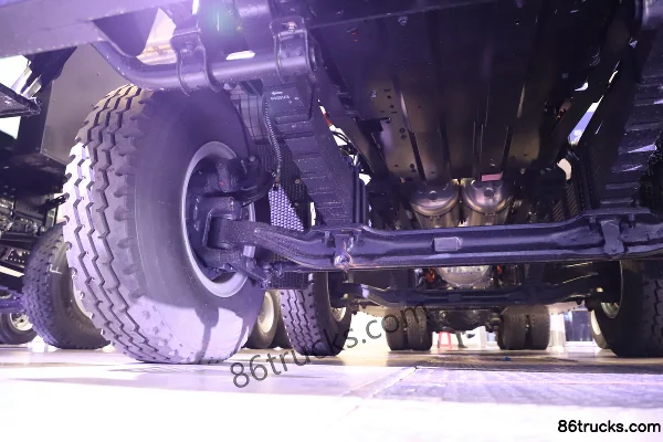 SAIC Hongyan Genlyon Heavy-Duty 8X4(12 wheels) 9m Pure Electric Dump Truck CATL 600kWh Chassis (2) | 86Trucks