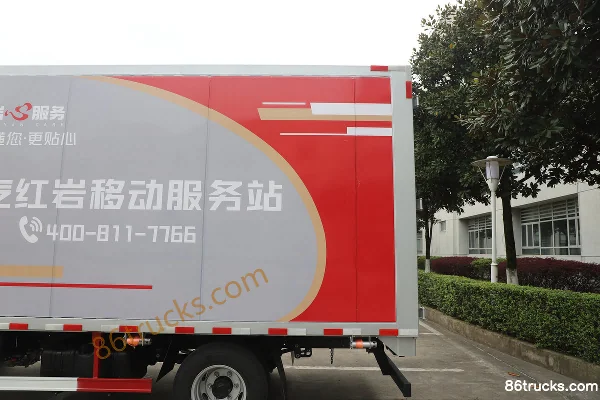 Yuejin Transcend C300 6-speed single-row van light truck (mobile service station) 4X2(6 wheels) Body (2) | 86Trucks
