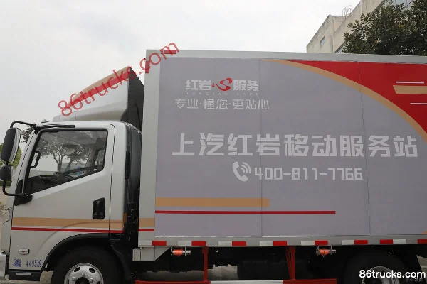 Yuejin Transcend C300 6-speed single-row van light truck (mobile service station) 4X2(6 wheels) Body (1) | 86Trucks