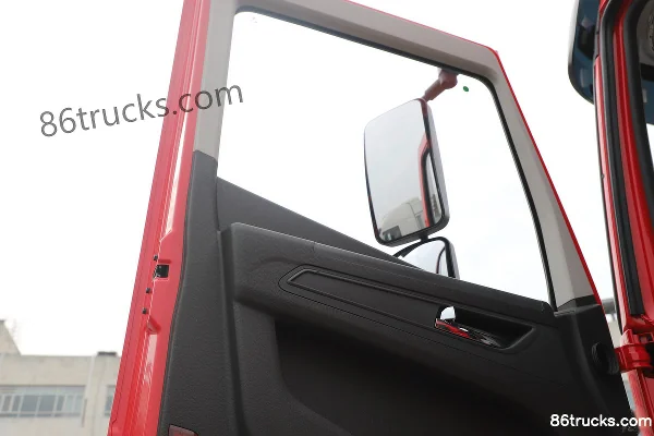 SAIC Hongyan Genlyon C6 Composite Edition 500hp 6X4(10 wheels) LNG Tractor Truck Cab (3) | 86Trucks