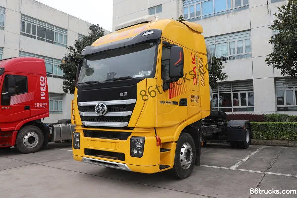 SAIC Hongyan Genlyon C6 Heavy Truck 320 hp 4X2(6 wheels) Tractor Truck (flat top) (HY300S rear axle) (10-speed) (China VI) Exterior (3) | 86