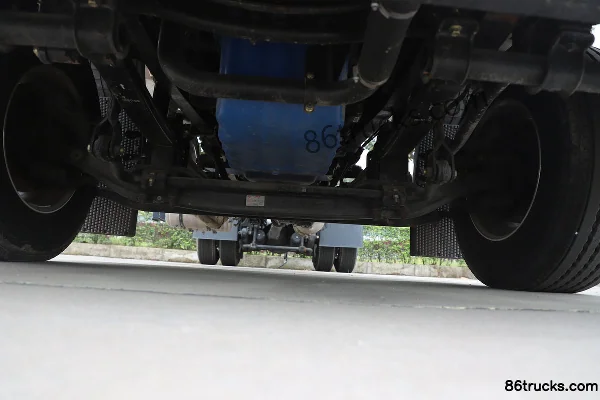 SAIC Hongyan Genlyon C6 Heavy Truck 320 hp 4X2(6 wheels) Tractor Truck (flat top) (HY300S rear axle) (10-speed) (China VI) Chassis (1) | 86T