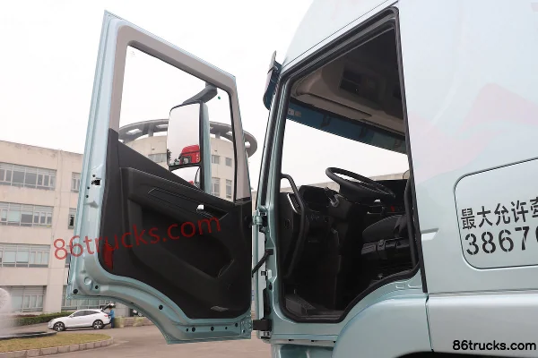 SAIC Hongyan Genlyon 6X4(10 roues) pure electric tractor unit CATL 400kWh Cabine (1) | 86Trucks