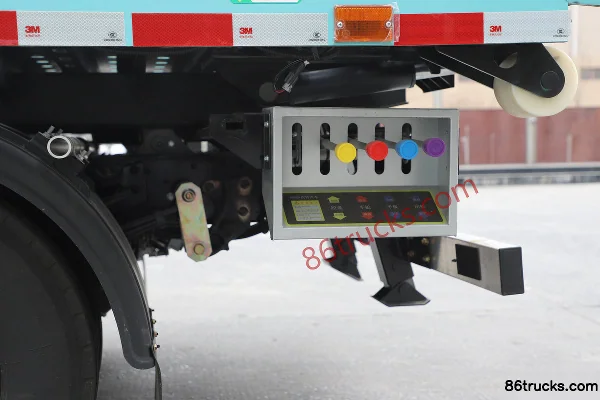 Qingling Isuzu EVM100 4X2(6 wheels) Electric Wrecker CATL 100.46kWh Body (3) | 86Trucks
