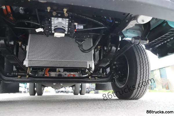 Isuzu EVM100 Air Brake 4.13m Single Row Pure Electric Van Light Truck CATL 120.27kWh 4X2(6 wheels) Chassis (3) | 86Trucks