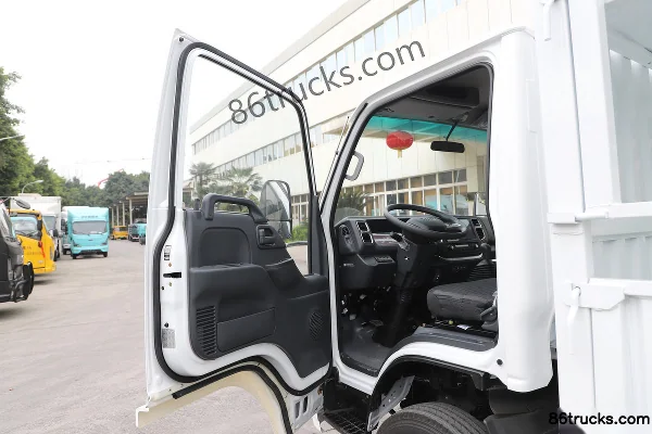 Qingling Isuzu 100P 98 ch 4X2(6 roues) 3,6 m camion à ridelles simple cabine (1) | 86Trucks