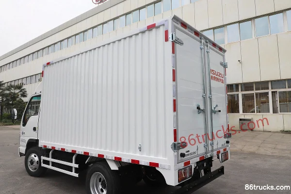 Isuzu Isuzu 100P 130hp 4X2(6 wheels) 3.142m Single Row Van Light Truck Body (3) | 86Trucks