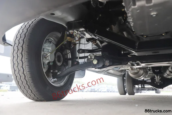 Dongfeng Yufeng V9+ 2026 Model 2.3T Diesel 163hp 3-Seat Long Wheelbase High Roof Panel Van Chassis (2) | 86Trucks