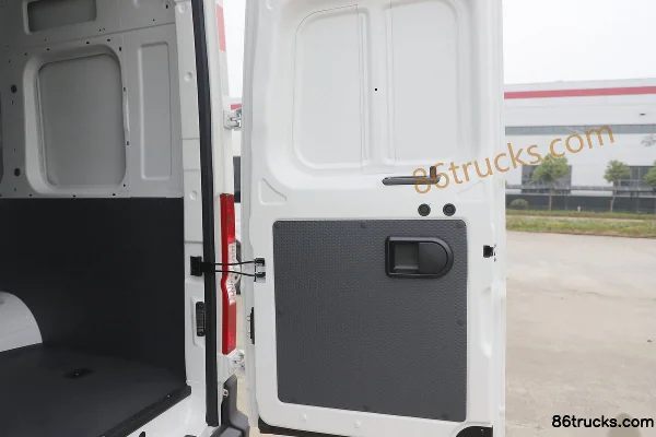Dongfeng Yufeng V9+ 2026 Model 2.3T Diesel 163hp 3-Seat Long Wheelbase High Roof Panel Van Cargo Box (3) | 86Trucks