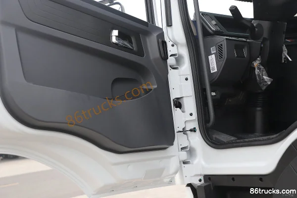 Dongfeng D9 4X2(6 roues) camion benne à ordures électrique pur CATL 231.84 kWh Cabine (3) | 86Trucks