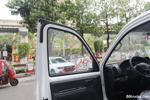 Ruichi ED71S Pioneer Type 3.802m Single Row Pure Electric Cargo Micro Truck CALB 56.67kWh 4X2(6 wheels) Cab (2) | 86Trucks