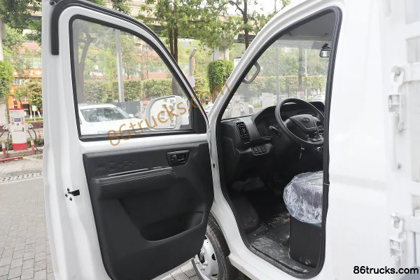 Ruichi ED71S Pioneer Type 3.802m Single Row Pure Electric Cargo Micro Truck CALB 56.67kWh 4X2(6 wheels) Cab (1) | 86Trucks