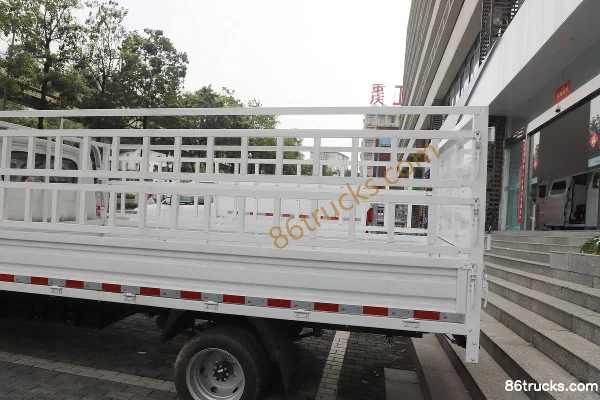 Ruichi ED71S Pioneer Type 3.802m Single Row Pure Electric Cargo Micro Truck CALB 56.67kWh 4X2(6 wheels) Body (3) | 86Trucks