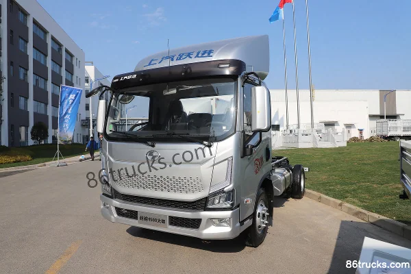 Yuejin Chaoyue H500 Daka 2.5L diesel 170hp 4X2(6 wheels) Fast Gear 8-speed air brake 4.2m single-row stake truck Exterior (3) | 86Trucks
