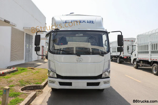 Yuejin Dana T1 Heavy-Duty Edition Air Brake 4.2m Single Row Pure Electric Stake Truck CATL 140.41kWh 4X2(6 wheels) Exterior (2) | 86Trucks