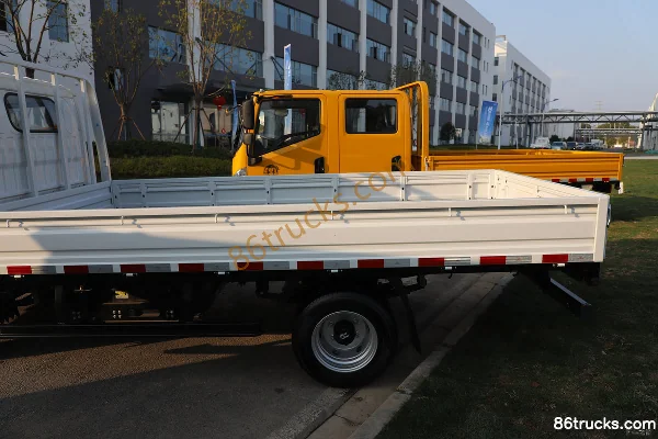 Yuejin Dana T3 3,805 m cabine simple plateau électrique pur CATL 53,58 kWh 4X2(6 roues) Carrosserie (1) | 86Trucks