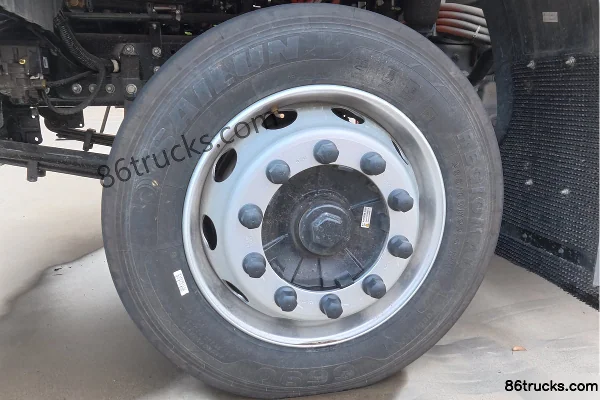 SANY Truck Jiangshan toit plat 4X2(6 roues) 9.6m camion porteur électrique pur EVE 318kWh Châssis (1) | 86Trucks