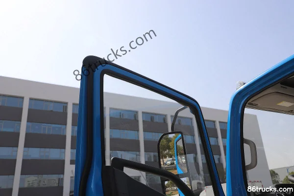 Yuejin Qilin H3 2.5L Diesel 180 hp 4X2(6 wheels) Fast Gear 10-Speed 3.2m Single Row Dump Truck Cab (2) | 86Trucks