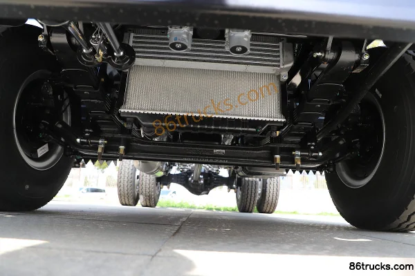 Yuejin Qilin H3 2.5L Diesel 180 hp 4X2(6 wheels) Fast Gear 10-Speed 3.2m Single Row Dump Truck Chassis (1) | 86Trucks