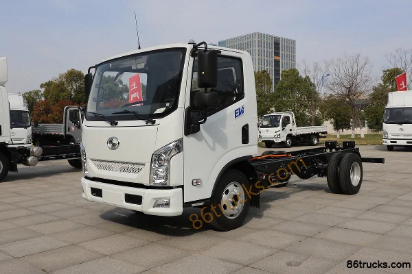 Yuejin Dana T2 4.2m single-row pure electric panel light truck, CATL 70.59kWh 4X2(6 wheels) Exterior (3) | 86Trucks