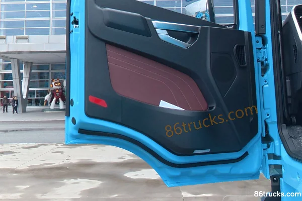 SANY Truck Jiangshan Flat Top Standard Load Version 6X4(10 wheels) Electric Tractor Truck SANY 462kWh Cab (3) | 86Trucks