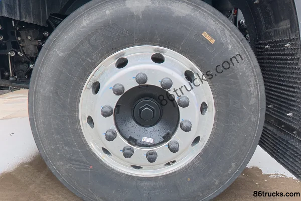 SANY Truck Jiangshan Flat Top Standard Load Version 6X4(10 wheels) Electric Tractor Truck SANY 462kWh Chassis (1) | 86Trucks