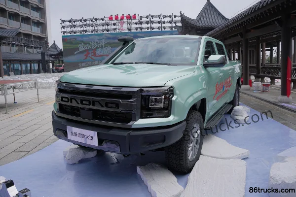 JMC Dadao Quannengzhe Mountain Edition Comfort 2.5T Diesel 211hp Auto 4WD Long Wheelbase Double Row Pickup Cab (3) | 86Trucks