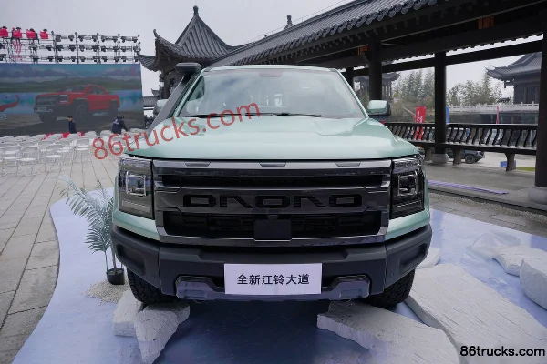 JMC Dadao Quannengzhe Mountain Edition Comfort 2.5T Diesel 211hp Auto 4WD Long Wheelbase Double Row Pickup Cab (2) | 86Trucks