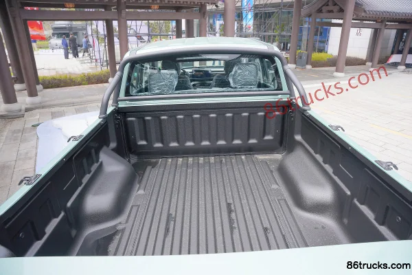 JMC Dadao Quannengzhe Mountain Edition Comfort 2.5T Diesel 211hp Auto 4WD Long Wheelbase Double Row Pickup Body (6) | 86Trucks