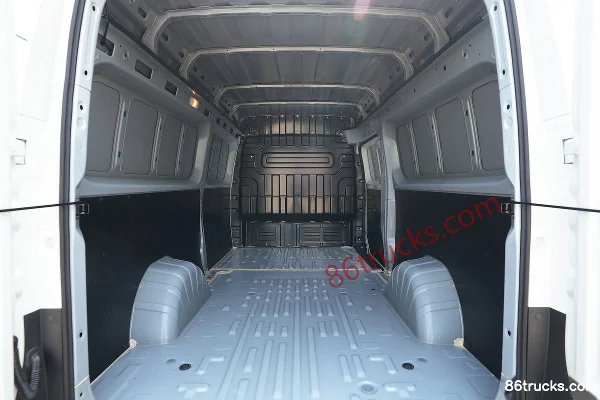 SAIC MAXUS Dana V1 2025 Model 3-Seat Long Wheelbase High Roof Pure Electric Panel Van 51kWh Cargo Box (3) | 86Trucks