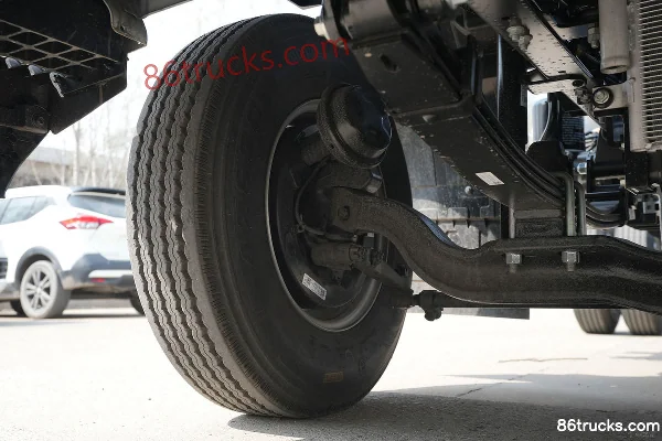 JAC ES9 4.18m Single Row Pure Electric Stake Light Truck CATL 165.15kWh 4X2(6 wheels) Chassis (2) | 86Trucks