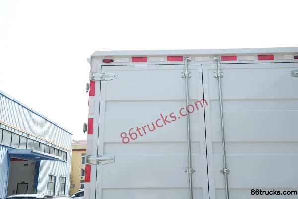 Yuejin Dana T2 Hydraulic Brake 4.17m Single Row Battery-Swap Pure Electric Box Van Light Truck CATL 81.12kWh 4X2(6 wheels) Body (1) | 86Truc