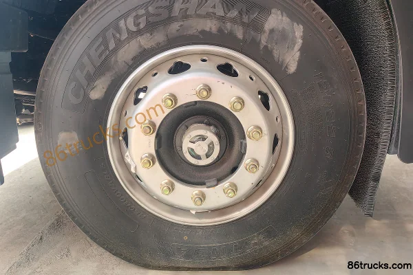 FAW Jiefang J6P 6X4(10 roues) tracteur routier électrique pur 528.13kWh Châssis (3) | 86Trucks