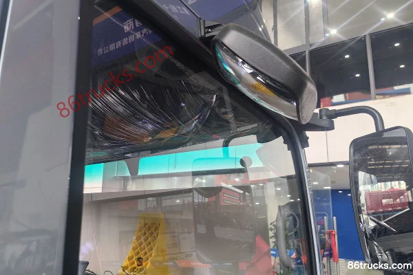 XCMG Hanjie 4X2(6 wheels) 4.3m single-row pure electric refrigerated truck CATL 140.41kWh Exterior (2) | 86Trucks