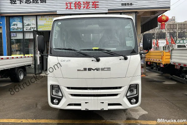 JMC New Shunda 2.5L Diesel 136hp 4X2(6 wheels) WLY 5-Speed 2.19m Double Row Dump Truck Exterior (2) | 86Trucks