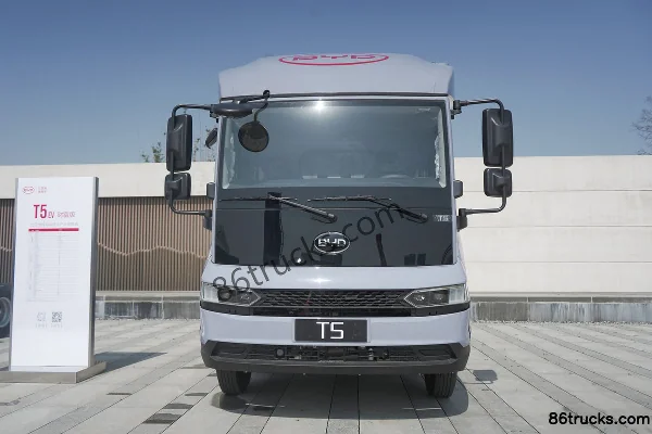 BYD T5EV Fortune Edition 4.5T 4.03m Single Row Pure Electric Van Light Truck 132kWh 4X2(6 wheels) Exterior (2) | 86Trucks
