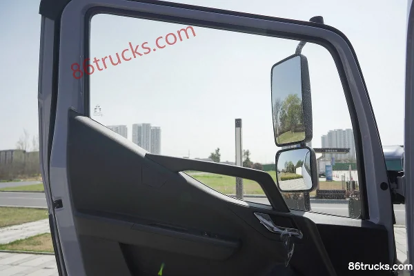 BYD T5EV Fortune Edition 4.5T 4.03m Single Row Pure Electric Van Light Truck 132kWh 4X2(6 wheels) Cab (2) | 86Trucks