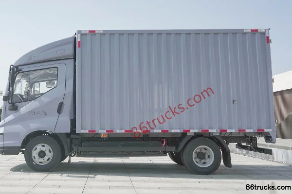 BYD T5EV Fortune Edition 4.5T 4.03m Single Row Pure Electric Van Light Truck 132kWh 4X2(6 wheels) Body (1) | 86Trucks