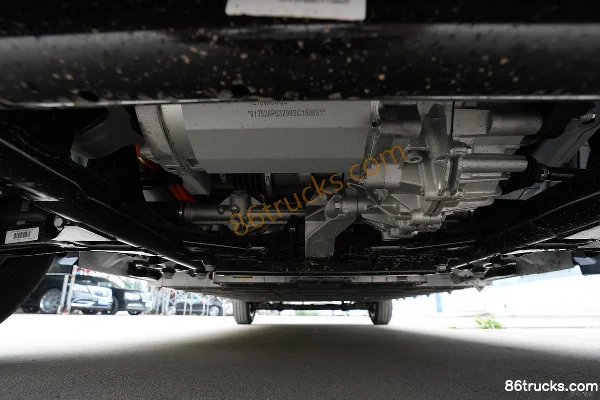 SAIC MAXUS Dana M1 2026 version exploitation 9 places toit bas fourgon électrique pur SAIC Spider 62 kWh Châssis (1) | 86Trucks