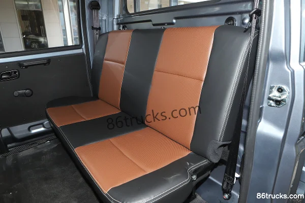 SRM Xinka T3 PLUS 2026 luxe 1.8L essence 136 ch 4X2(6 roues) 2,51 m micro camion plateau double cabine (3) | 86Trucks