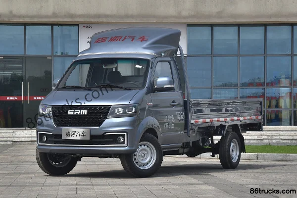 SRM Xinka T3 PLUS 2026 Deluxe 1.8L Gasoline 136hp 4X2(6 wheels) 3.2m Single Row Flatbed Mini Truck Exterior (3) | 86Trucks
